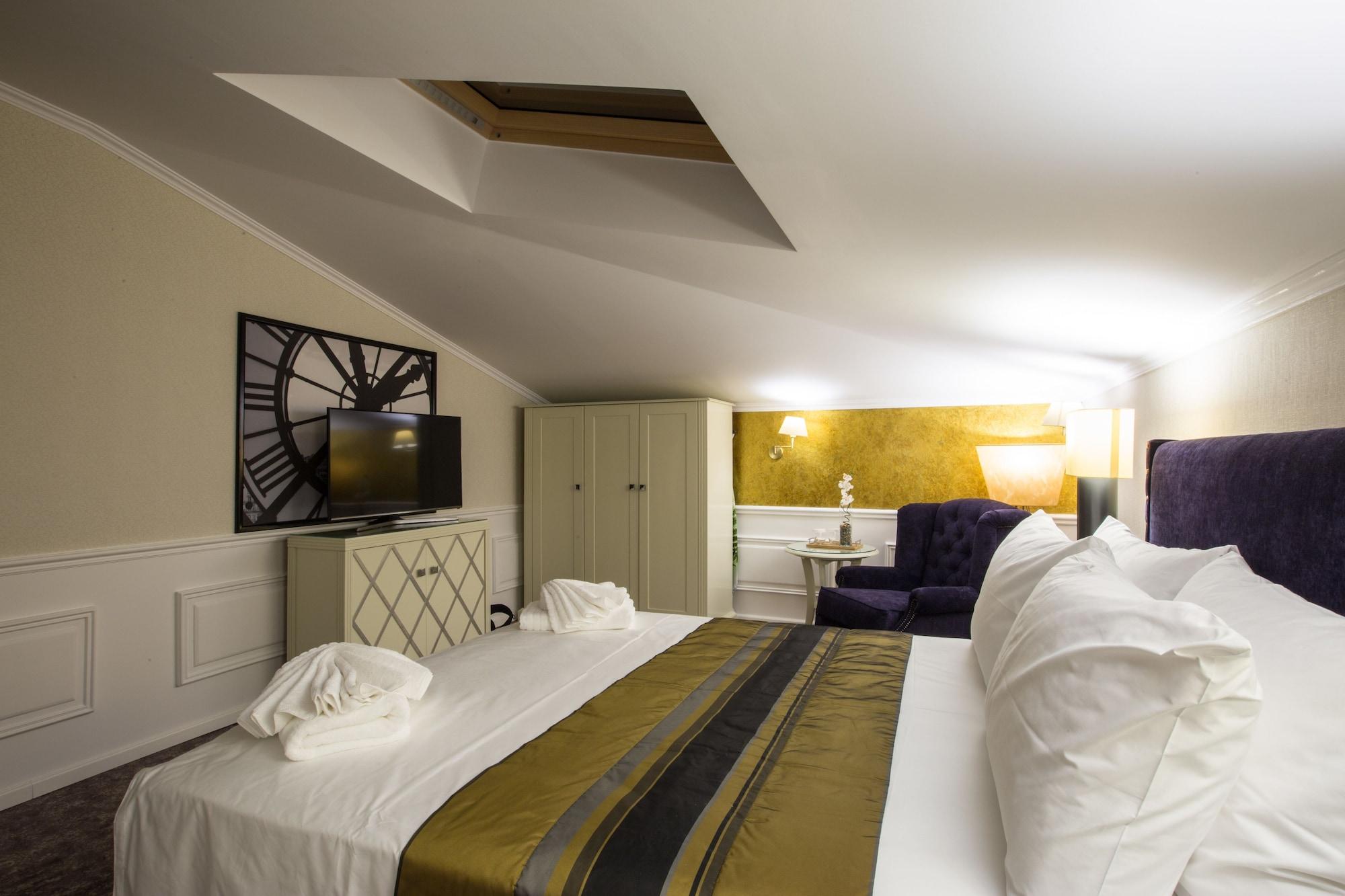 Peninsula Boutique Hotel Констанца Екстериор снимка