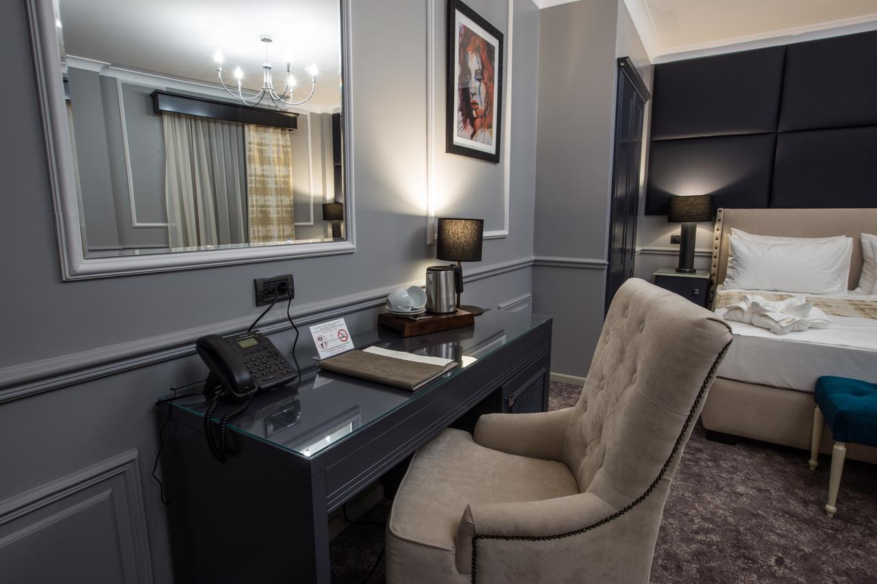 Peninsula Boutique Hotel Констанца Екстериор снимка