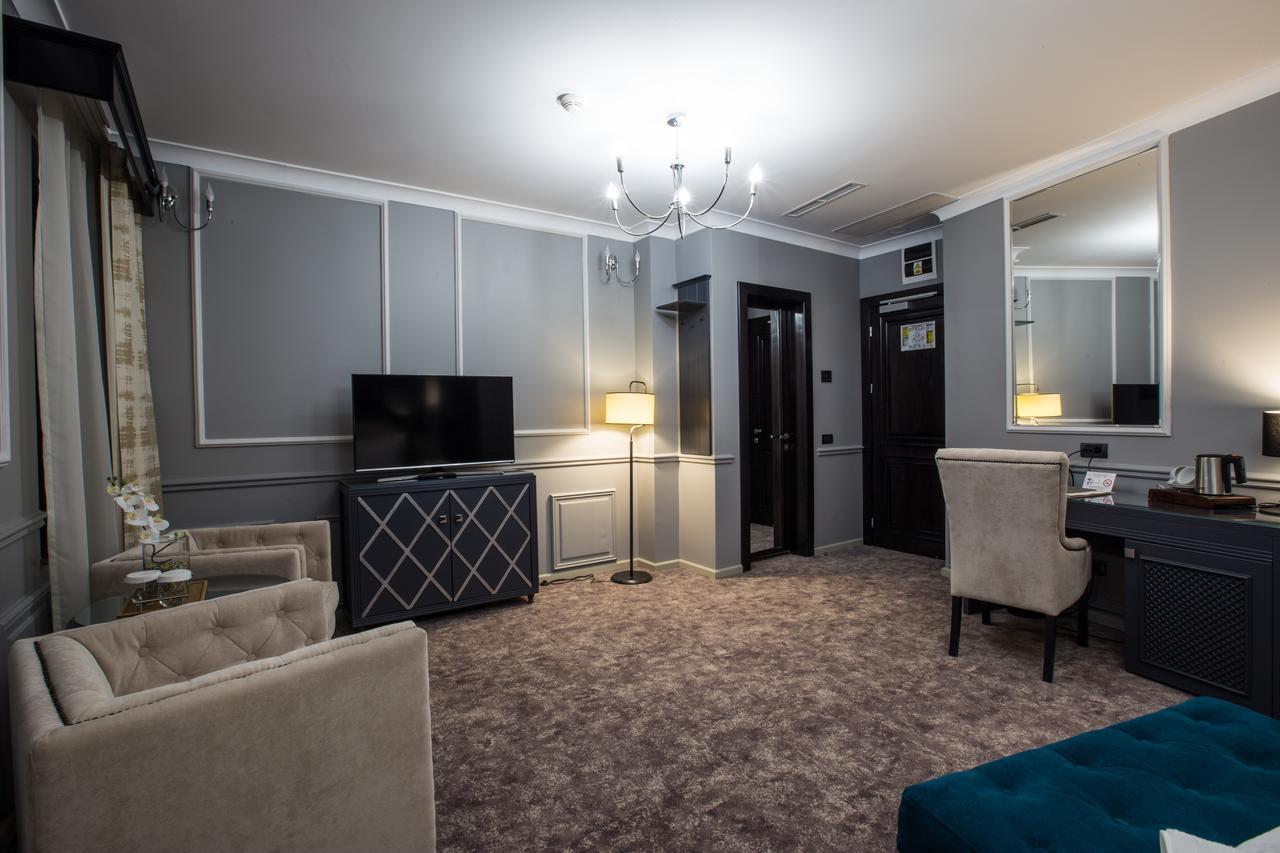 Peninsula Boutique Hotel Констанца Екстериор снимка